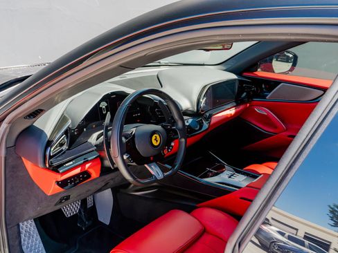 Used 2025 Ferrari Purosangue AWD/4WD image 90