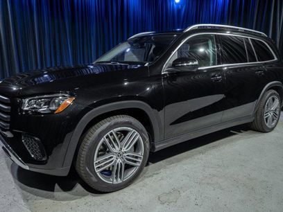 New 2026 Mercedes-Benz GLS 450 4MATIC