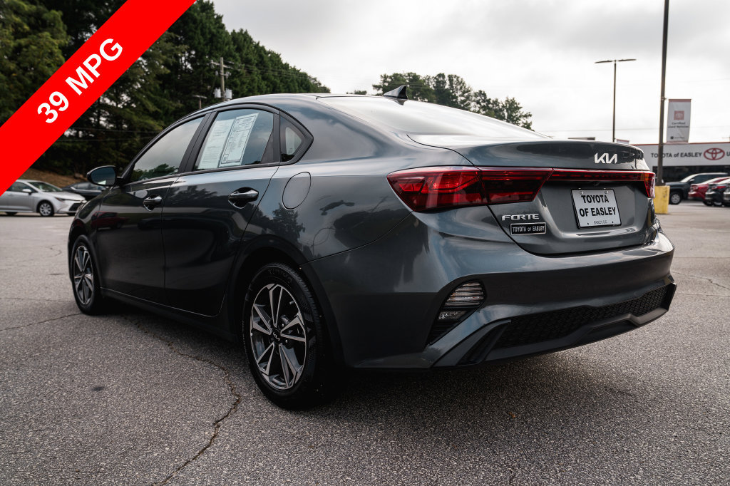 Used 2024 Kia Forte LXS FWD image 5