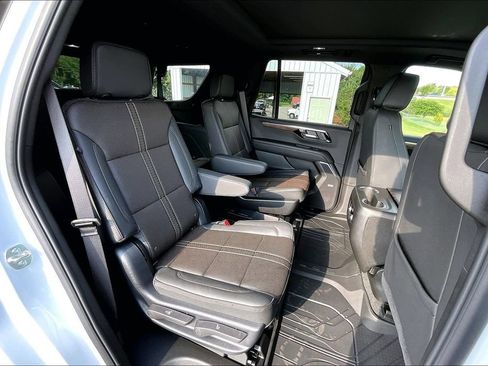 Used 2026 Chevrolet Tahoe High Country w/ Sun And Tow Package AWD/4WD image 27