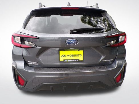 Used 2024 Subaru Crosstrek 2.5i Limited w/ Crosstrek Mirror Package AWD/4WD image 5