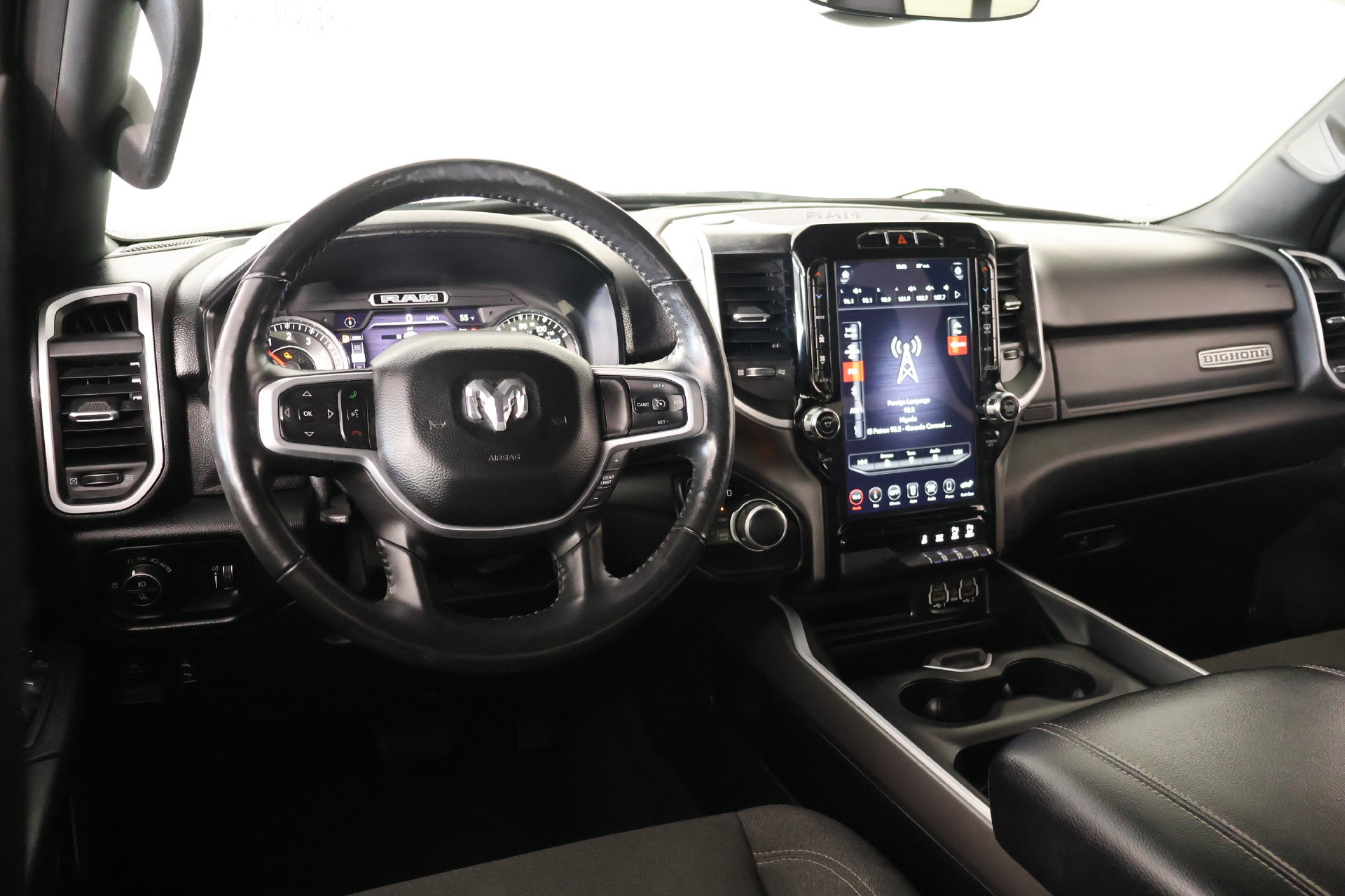 Used 2020 RAM 1500 Big Horn AWD/4WD image 2