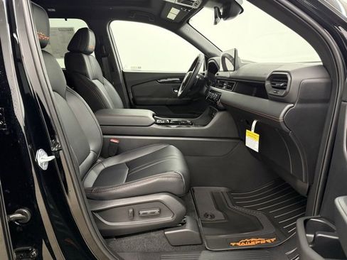 New 2026 Honda Pilot TrailSport image 27