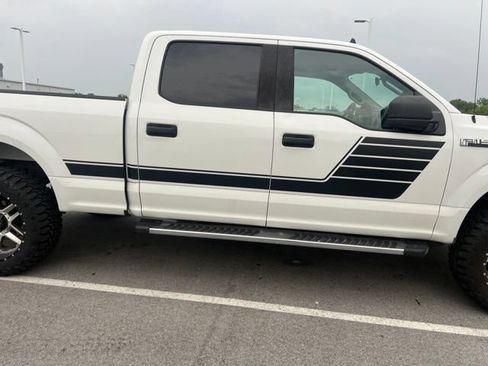 Used 2019 Ford F150 XLT w/ Trailer Tow Package AWD/4WD image 8