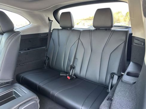 Certified 2024 Acura MDX SH-AWD w/ Technology Package image 13