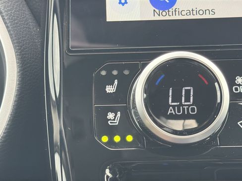 Used 2026 Toyota Highlander Limited AWD/4WD image 26