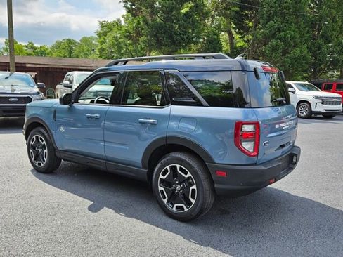 Used 2024 Ford Bronco Sport Outer Banks w/ Tech Package image 11