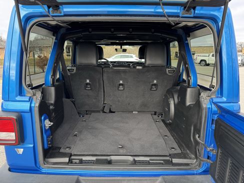 Used 2021 Jeep Wrangler Unlimited Sport w/ Sun And Sound Package image 16