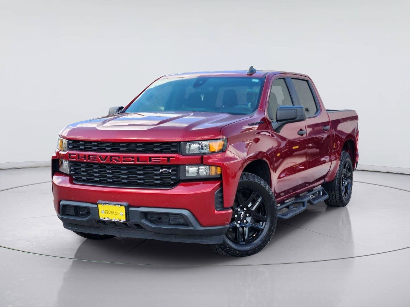 Used 2022 Chevrolet Silverado 1500 Custom w/ LPO, Blackout Package RWD image 1