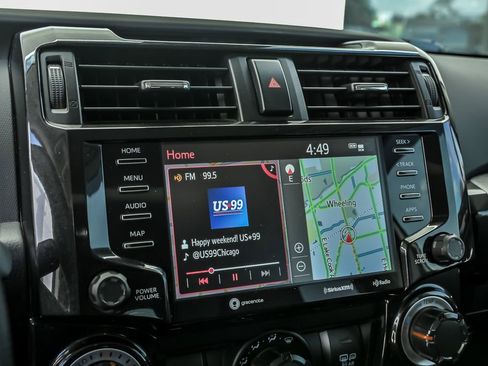 Used 2021 Toyota 4Runner TRD Off-Road Premium w/ Moonroof Package AWD/4WD image 27