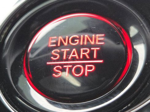 Certified 2025 Honda Civic Sport image 31