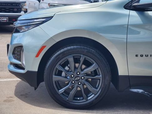 Used 2022 Chevrolet Equinox RS FWD image 8