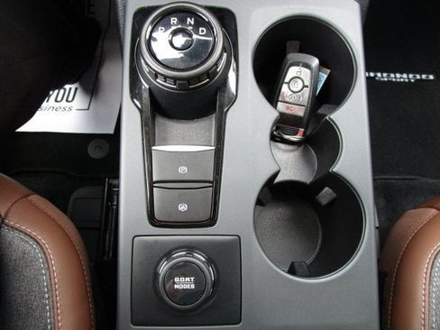 Used 2024 Ford Bronco Sport Outer Banks w/ Tech Package AWD/4WD image 21