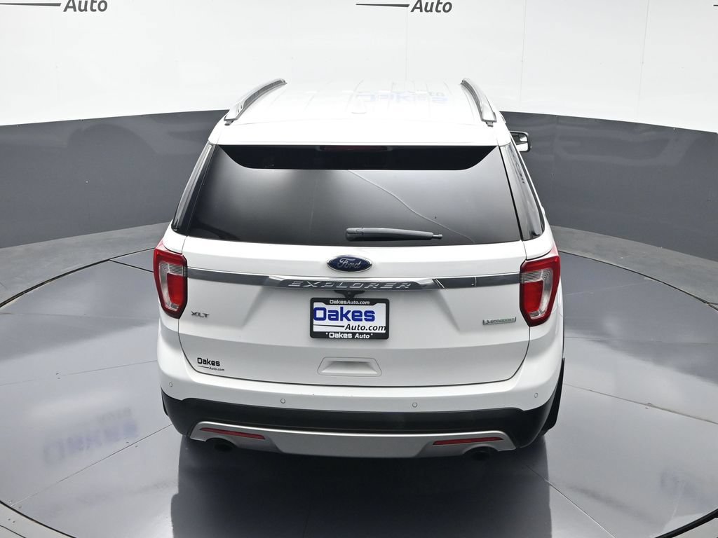 Used 2017 Ford Explorer XLT FWD image 48