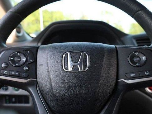Used 2019 Honda Pilot LX image 11