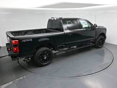 New 2025 Ford F250 Lariat w/ Lariat Ultimate Package image 40