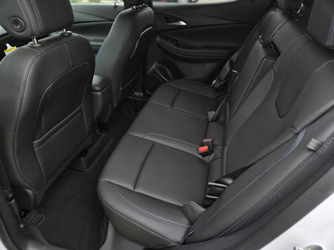 New 2026 Buick Encore GX Sport Touring w/ Advanced Technology Package FWD image 17