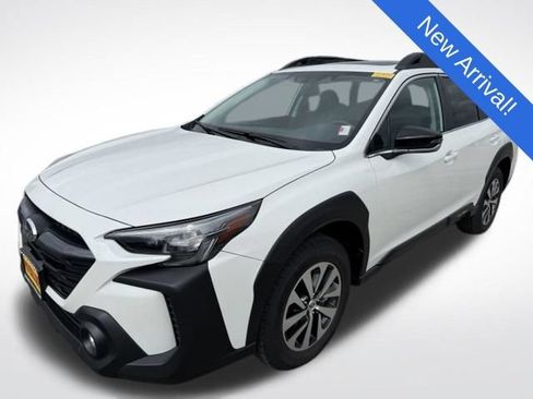 Certified 2024 Subaru Outback Premium AWD/4WD image 3