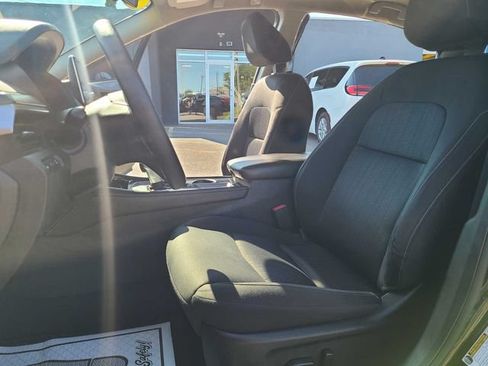 Used 2023 Nissan Altima 2.5 SV AWD/4WD image 16