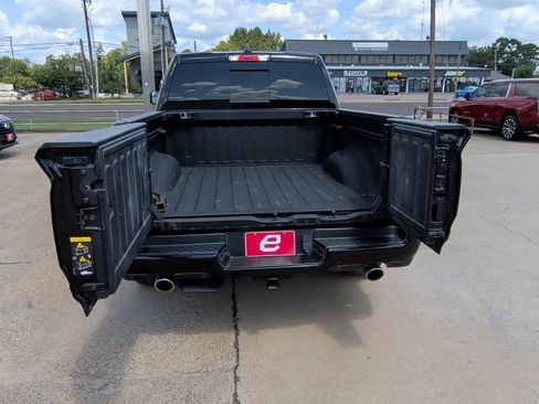 Used 2022 RAM 1500 Limited w/ Bed Utility Group image 47