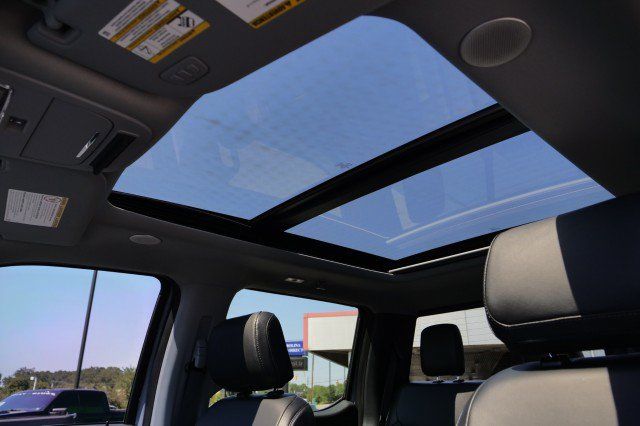 Used 2024 Ford F350 Lariat w/ Lariat Ultimate Package AWD/4WD image 17