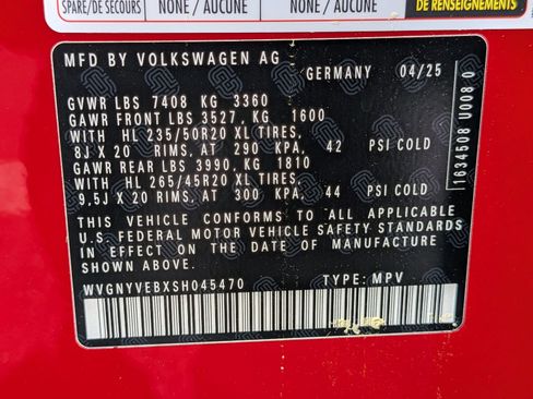 Used 2025 Volkswagen ID. Buzz Pro S Plus AWD/4WD image 42