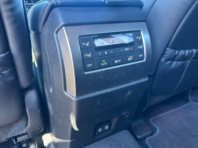 Used 2023 Lexus GX 460 Premium w/ Premium Package AWD/4WD image 13