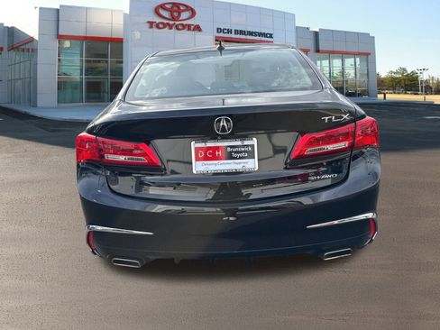 Used 2018 Acura TLX V6 SH-AWD w/ Technology Pkg image 6