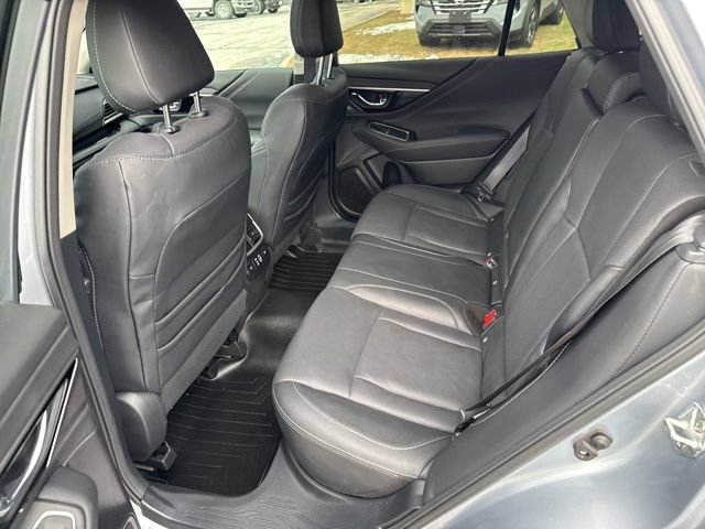 Used 2023 Subaru Outback Limited AWD/4WD image 41