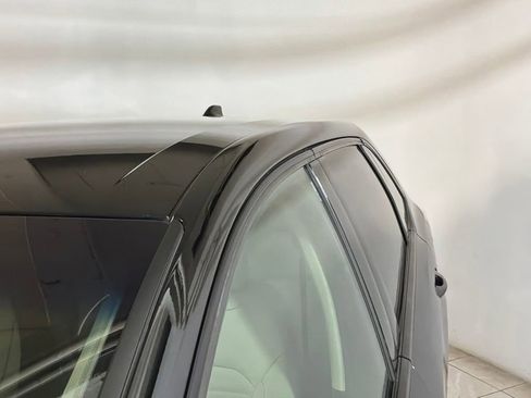 Used 2017 Ford Edge SE w/ Cargo Accessory Package image 23