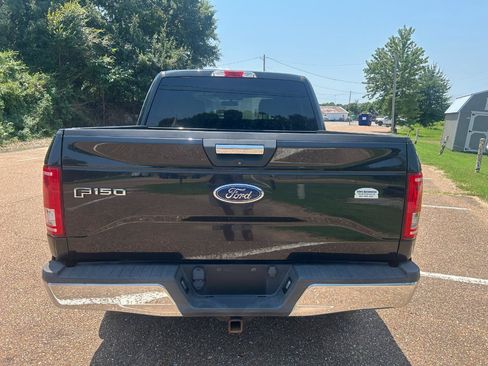 Used 2015 Ford F150 XLT w/ Equipment Group 301A Mid AWD/4WD image 6