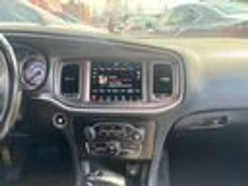 Used 2018 Dodge Charger R/T Scat Pack image 16