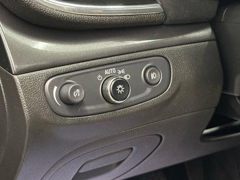 Used 2019 Buick Encore Essence w/ Safety Package II AWD/4WD image 19