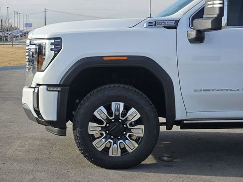 New 2026 GMC Sierra 2500 Denali w/ Denali Reserve Package image 6