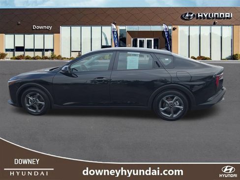 Used 2025 Kia K4 FWD image 3