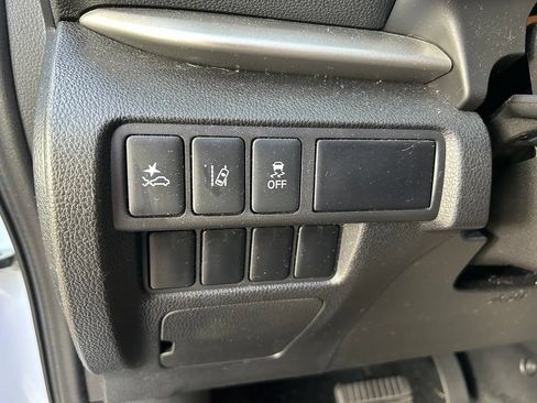 Used 2023 Mitsubishi Eclipse Cross LE AWD/4WD image 18