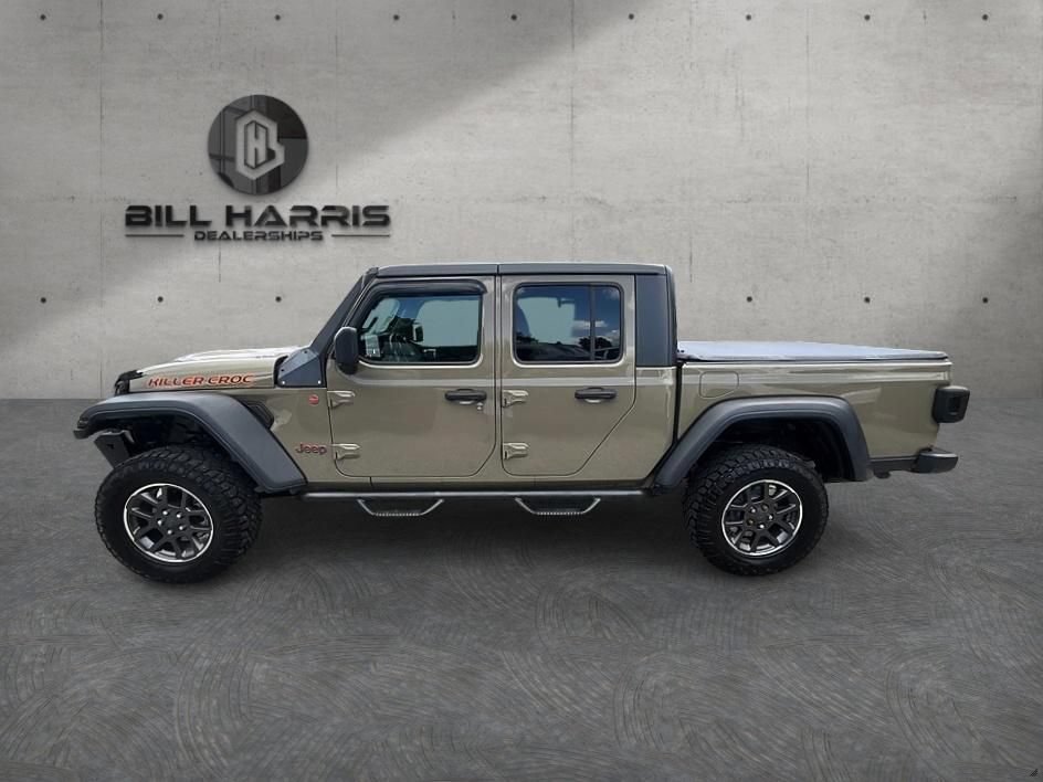 Used 2020 Jeep Gladiator Mojave w/ Cold Weather Group AWD/4WD image 10