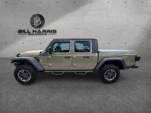 Used 2020 Jeep Gladiator Mojave w/ Cold Weather Group AWD/4WD image 10