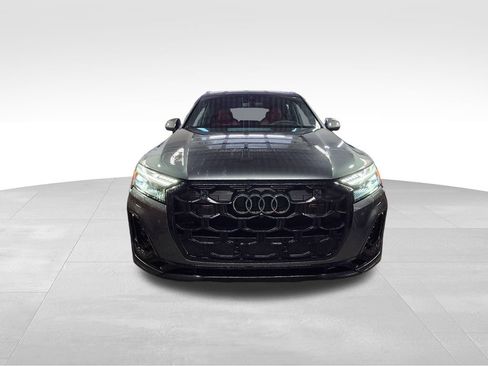 Used 2025 Audi SQ7 Prestige w/ Prestige Package AWD/4WD image 2