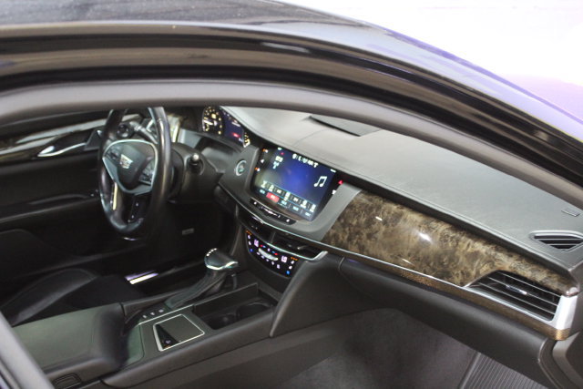 Used 2017 Cadillac CT6 Luxury AWD/4WD image 12