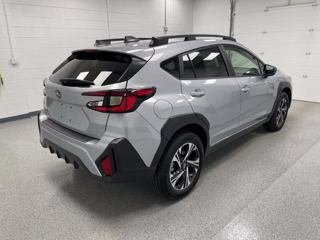Used 2025 Subaru Crosstrek 2.5i Premium AWD/4WD image 12