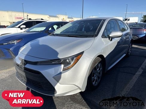 Used 2024 Toyota Corolla LE FWD image 17
