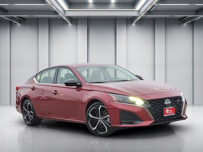 Used 2024 Nissan Altima 2.5 SR