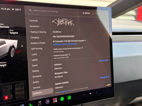 Used 2025 Tesla Cybertruck AWD Crew Cab image 25