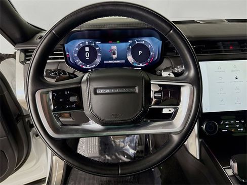 Certified 2023 Land Rover Range Rover SE image 12
