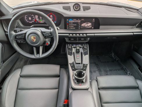 Used 2025 Porsche 911 Carrera 4 GTS image 24