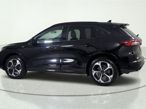 Used 2025 Ford Escape ST-Line Elite AWD/4WD image 4