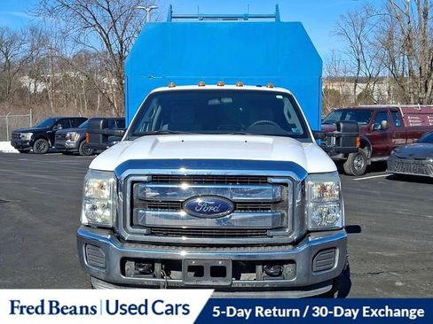 Used 2015 Ford F350 XLT w/ XLT Interior Package image 3