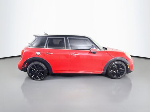 Used 2018 MINI Cooper S FWD image 11
