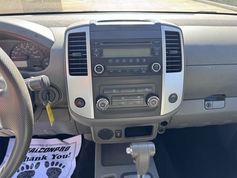 Used 2016 Nissan Frontier S image 11